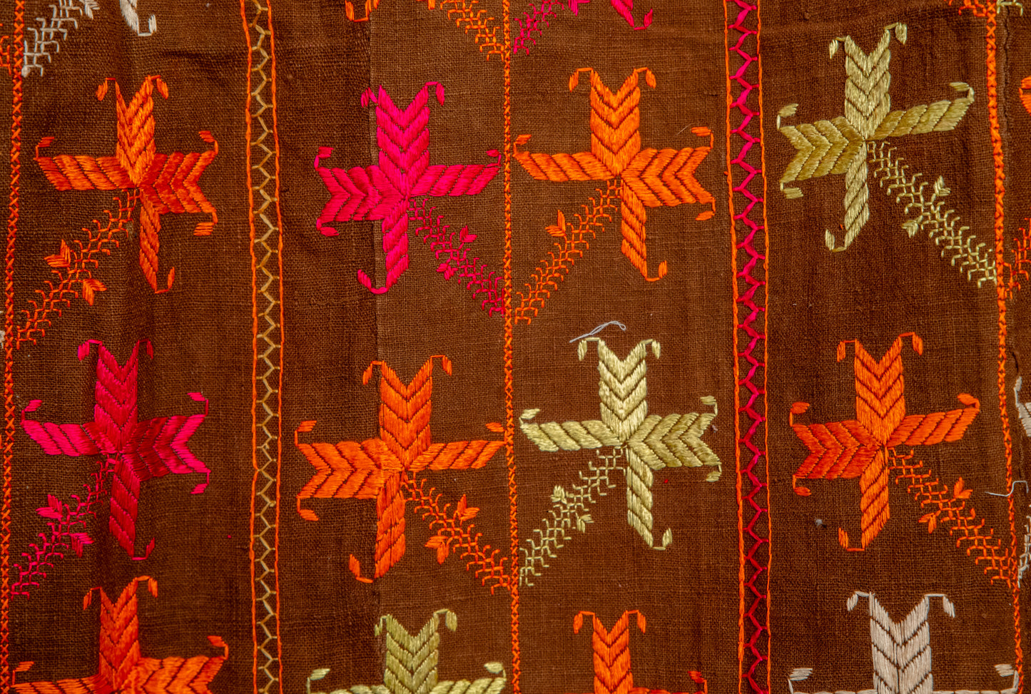 Vintage brown Phulkari Chaddar