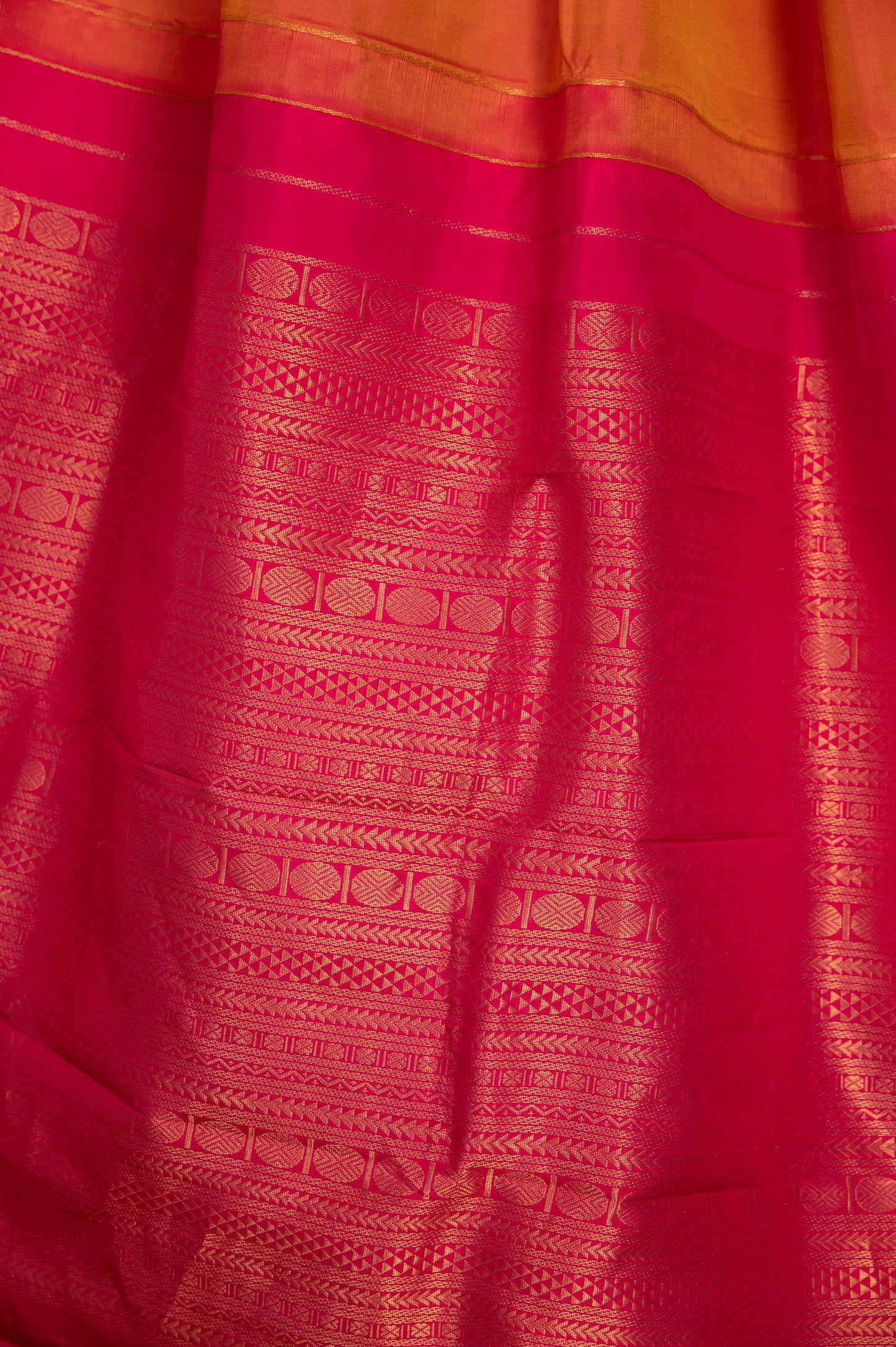 Salem Silk with GJ Borders