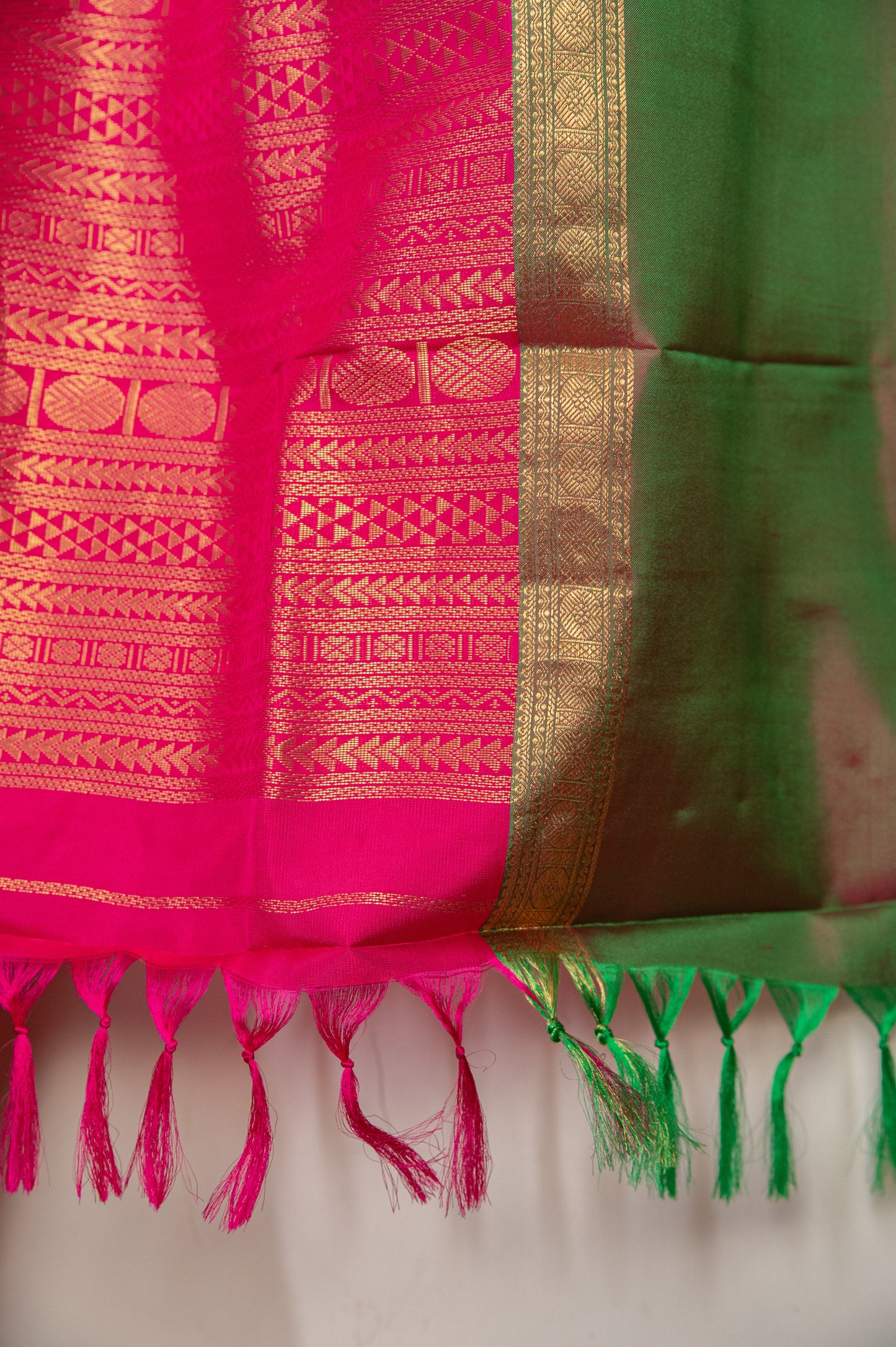 Salem Silk with GJ Borders
