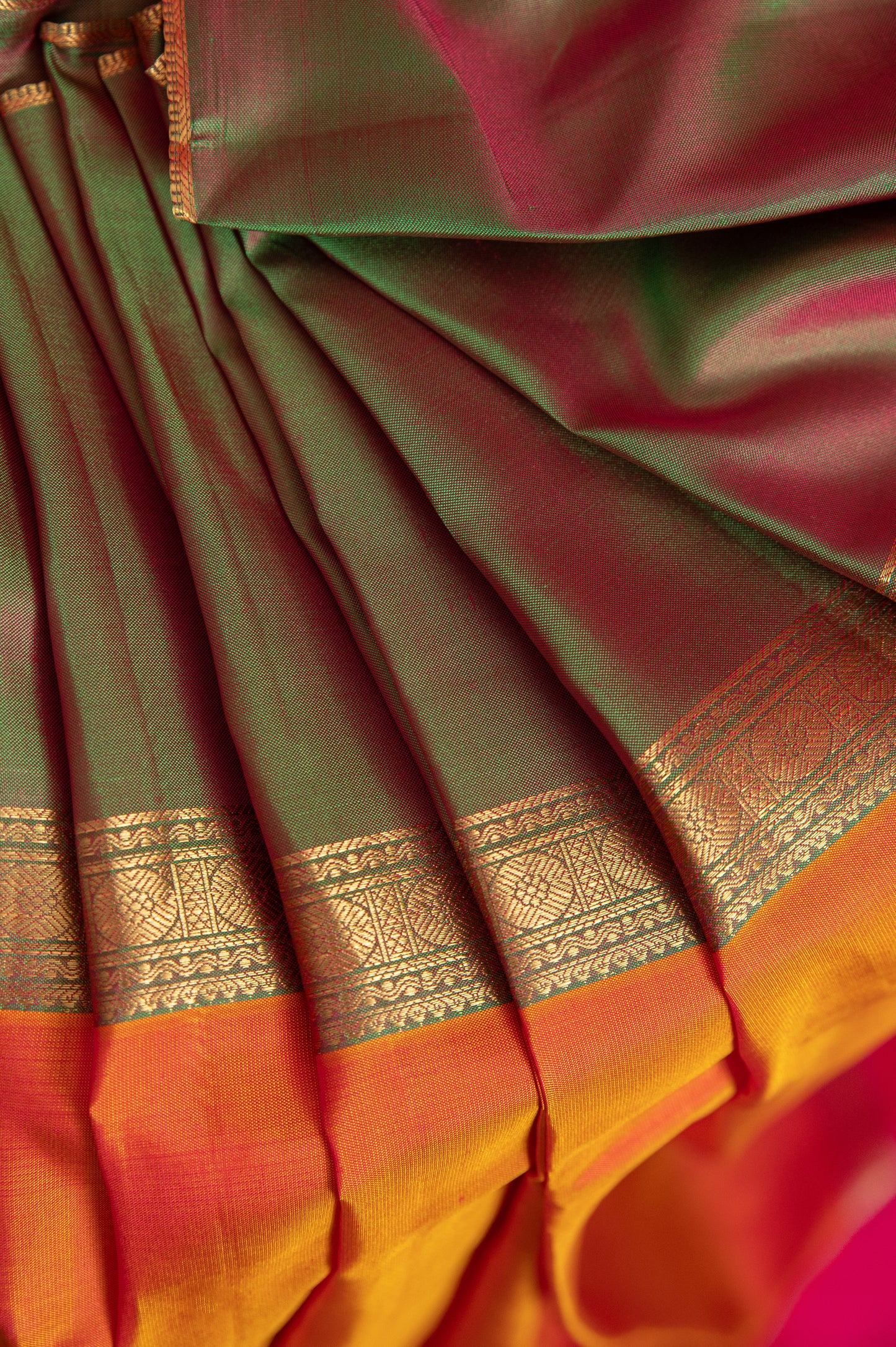 Salem Silk with GJ Borders
