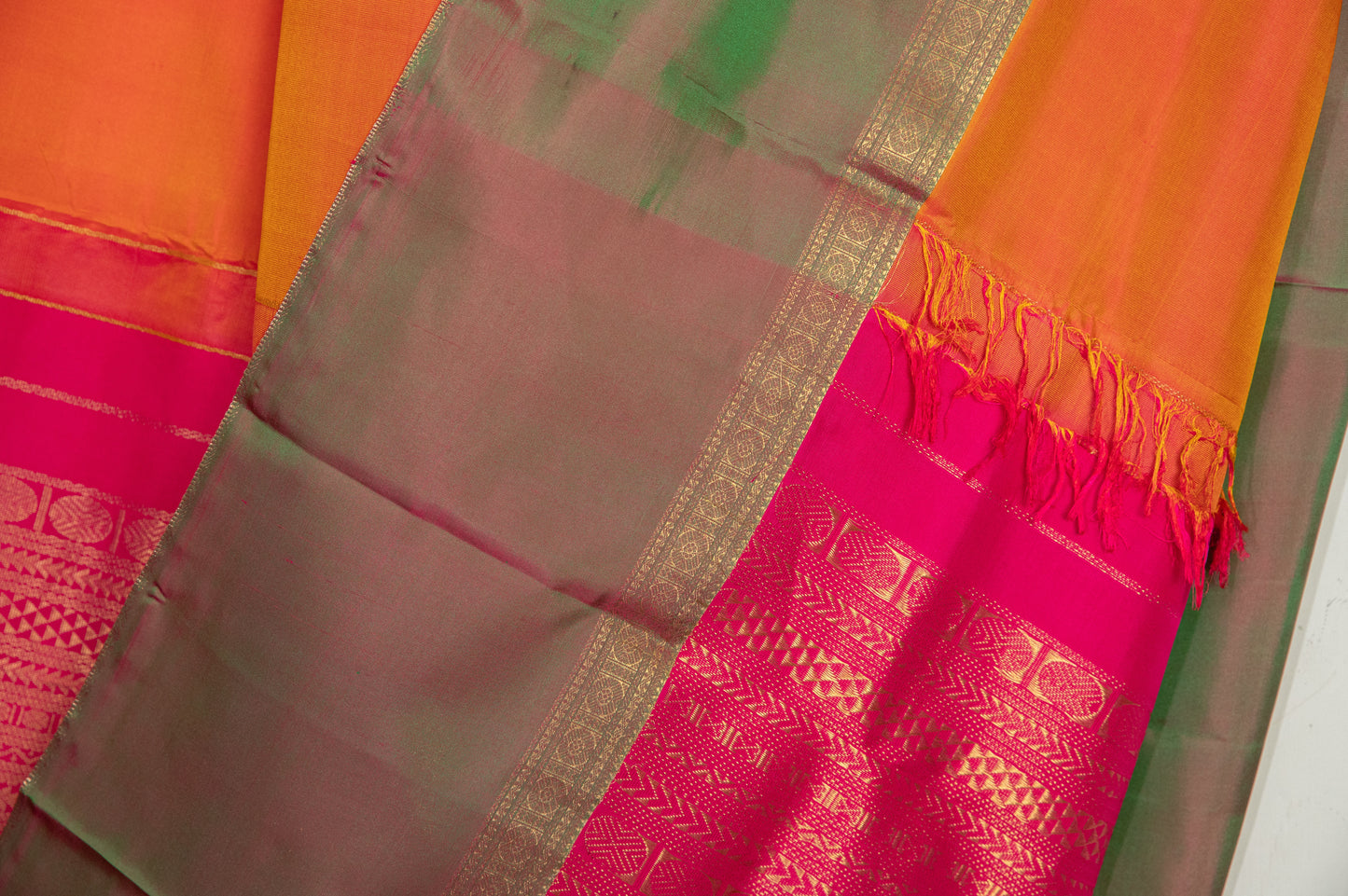 Salem Silk with GJ Borders