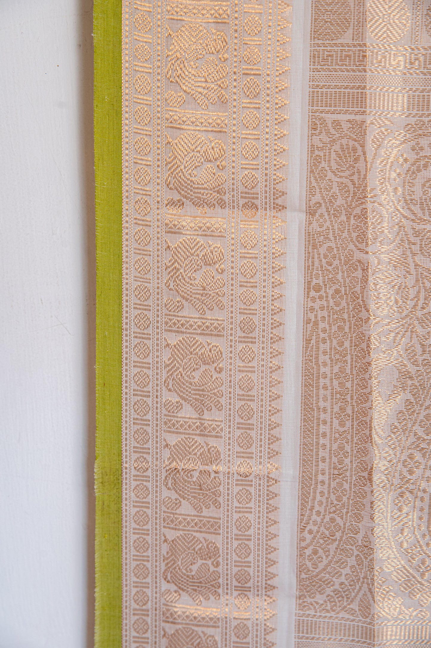 Kora Kanchi cotton with zari