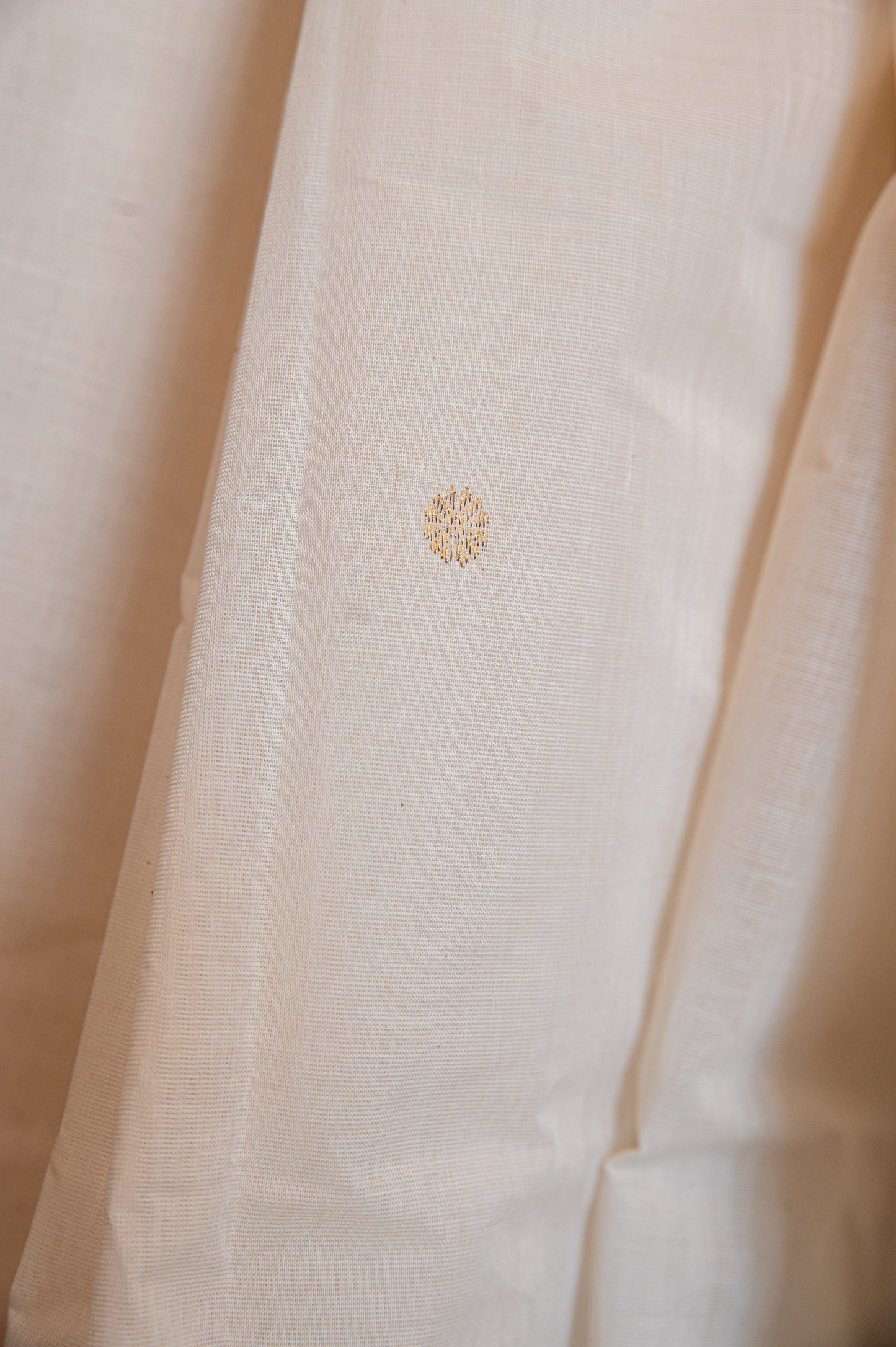 Kora Kanchi cotton with zari