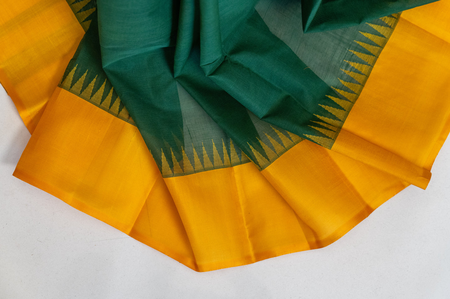 Kanchi cotton with one-sided silk borders and pallu
