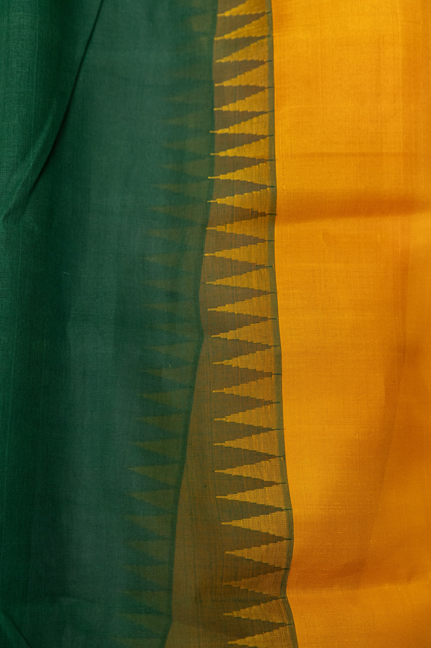 Kanchi cotton with one-sided silk borders and pallu