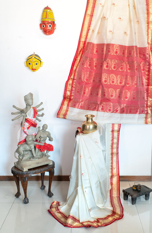 Kora and Red Gorod Korial with Zari