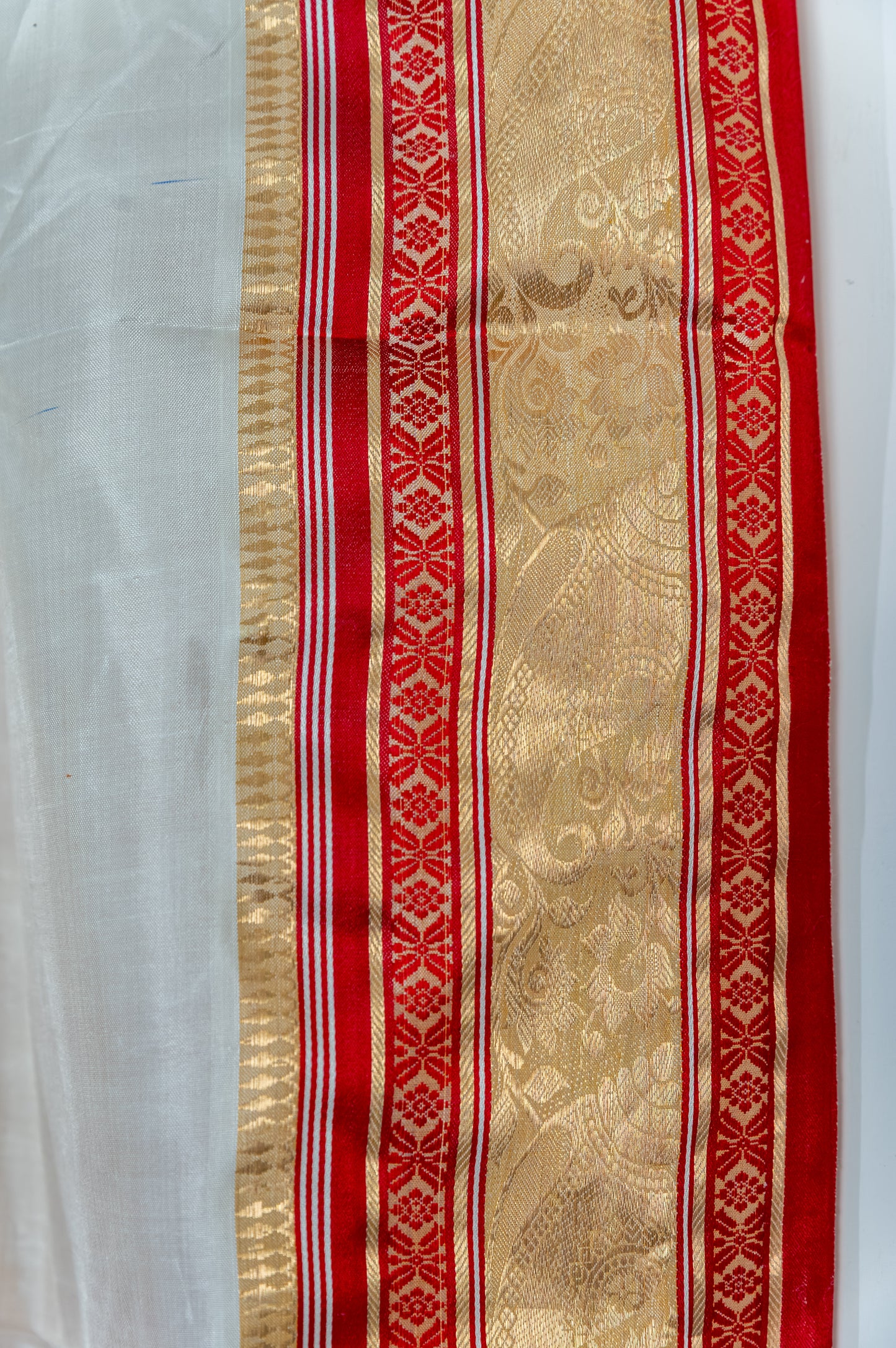 Kora and Red Gorod Korial with Zari