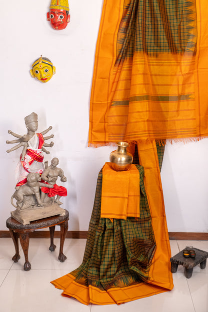 Kanchi cotton with silk borders and pallu