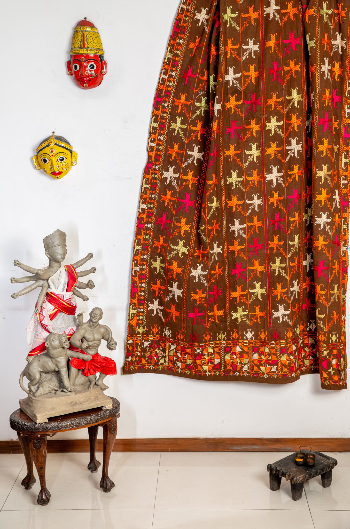 Vintage brown Phulkari Chaddar