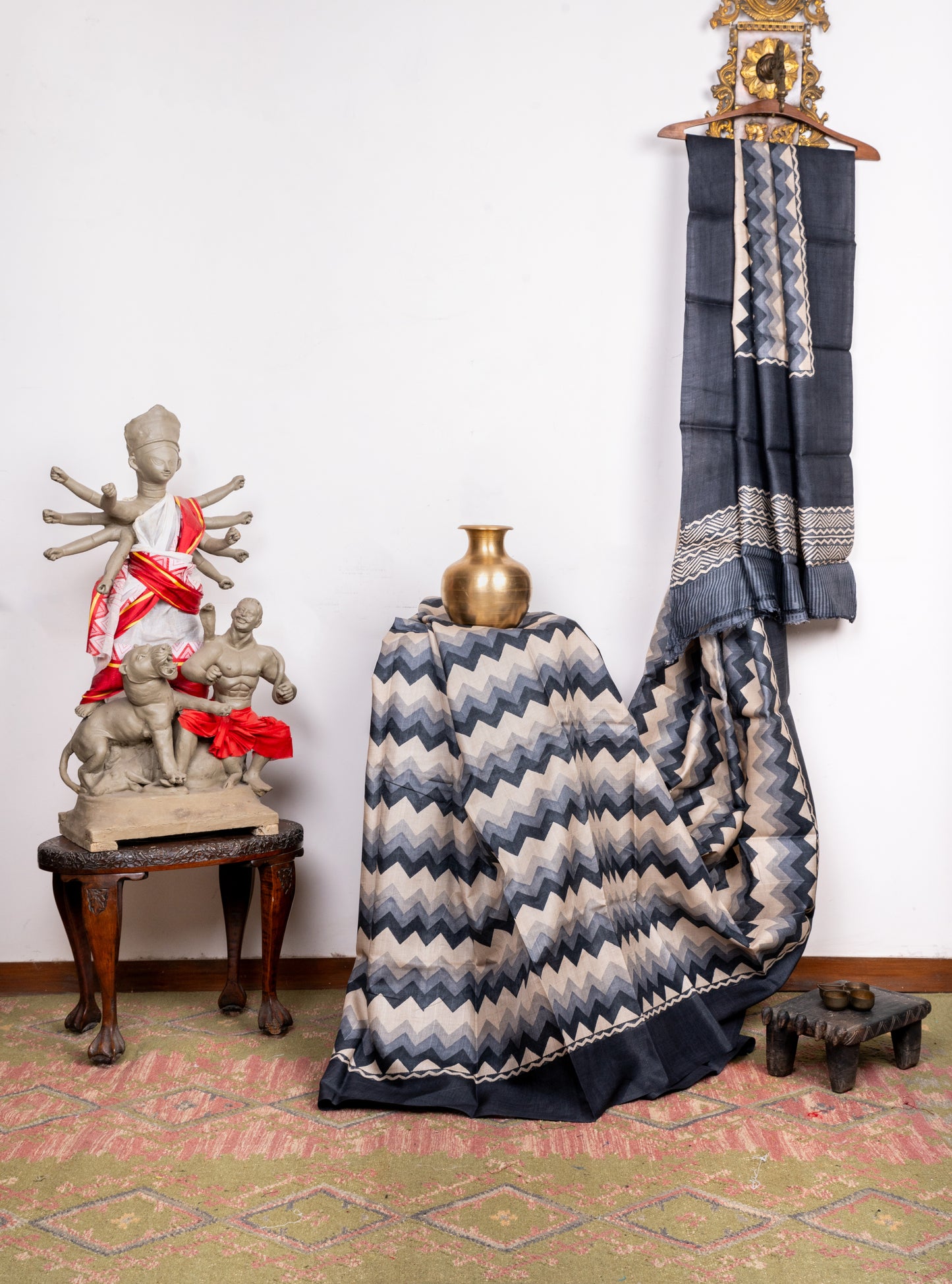 Tritonal Charcoal handblocked Tussar
