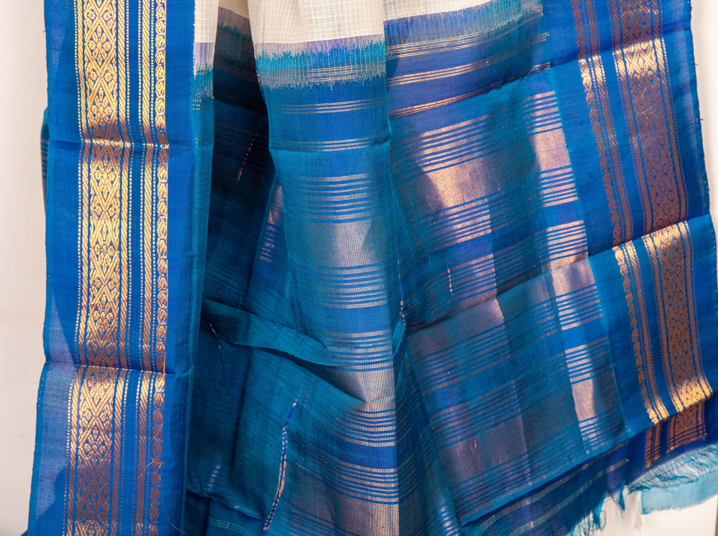 Cotton Gadwal with blue silk borders