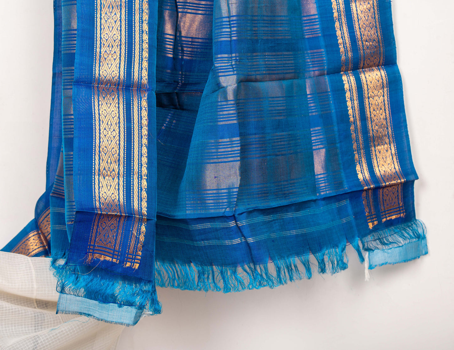 Cotton Gadwal with blue silk borders