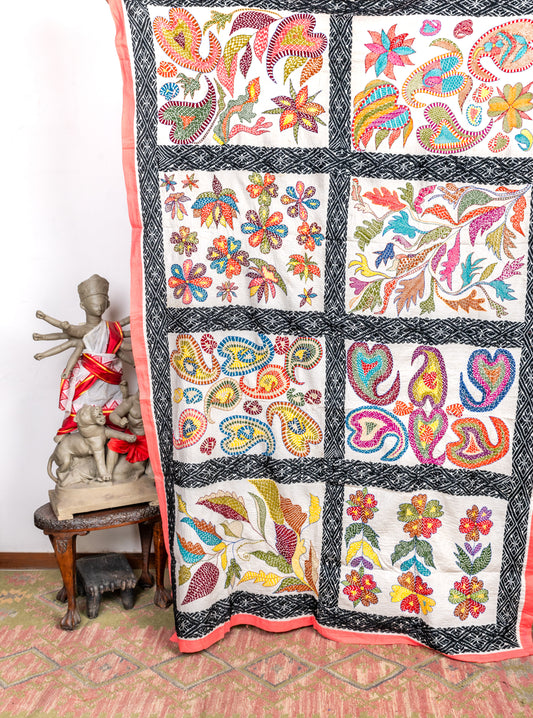 Vintage Nakshikantha throw by Sobihar Bano