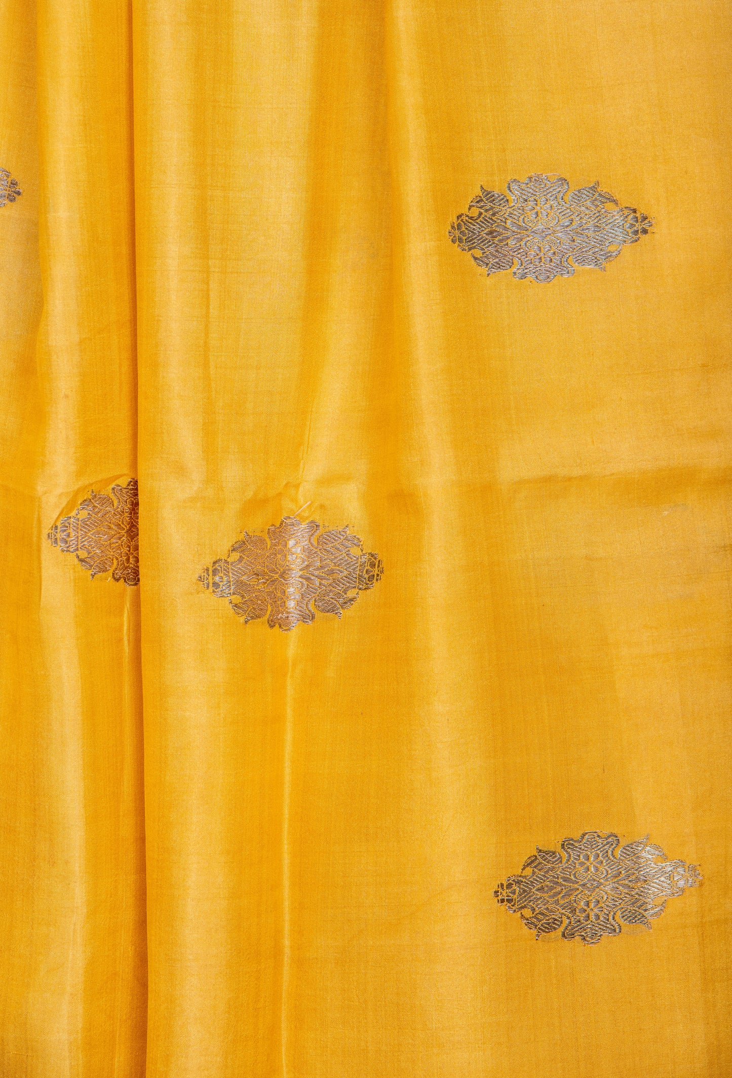 Collector Antique real zari veg dyed Banarasi