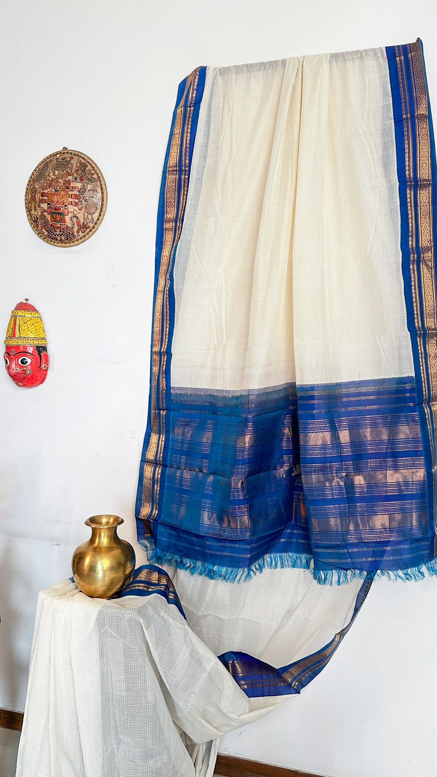 Cotton Gadwal with blue silk borders